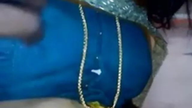 दुबली माँ को पता हिंदी सेक्सी मूवी पिक्चर है कि उसे क्या चाहिए