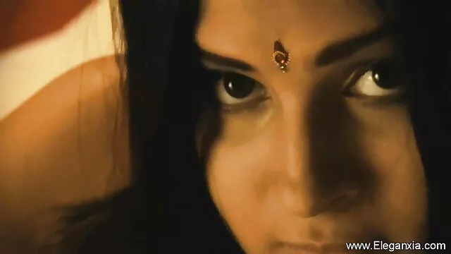 APDNUDES.COM द्वारा स्टॉकिंग टीज़ में ब्रूकी लिटिल सेक्सी मूवी पिक्चर फुल एचडी