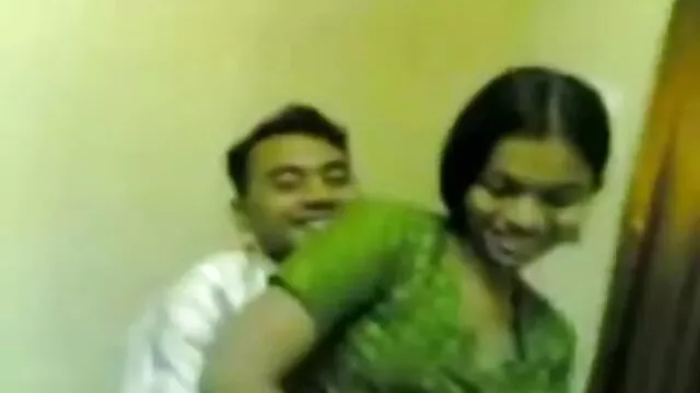 चेंज सेक्सी मूवी फुल वीडियो एचडी रूम में हॉट बॉडिड गोरा