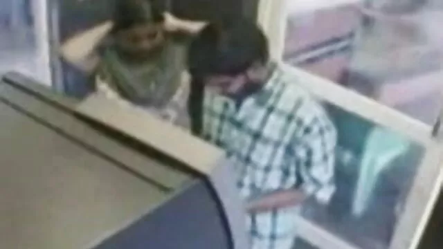 दुष्ट इतालवी पादरी ब्लू मूवी सेक्सी पिक्चर और दो नन