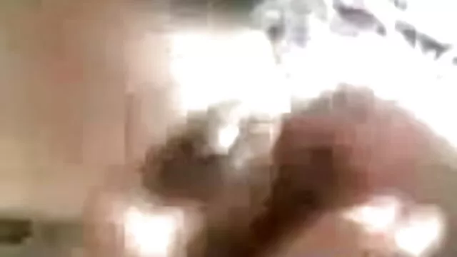 टूटते स्तन और बीपी पिक्चर सेक्सी मूवी शरीर के साथ चश्मा में क्रैकिंग फूहड़