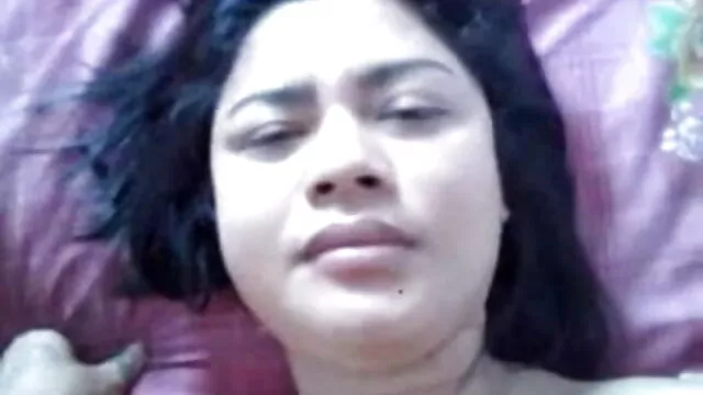बिग टिट्ड मिल्फ किटी हो जाता है फुल एचडी में सेक्सी फिल्म