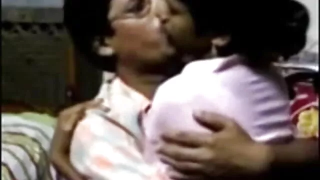 नौकरानी blowjob, सेक्सी मूवी पिक्चर फुल एचडी चेहरे देती है