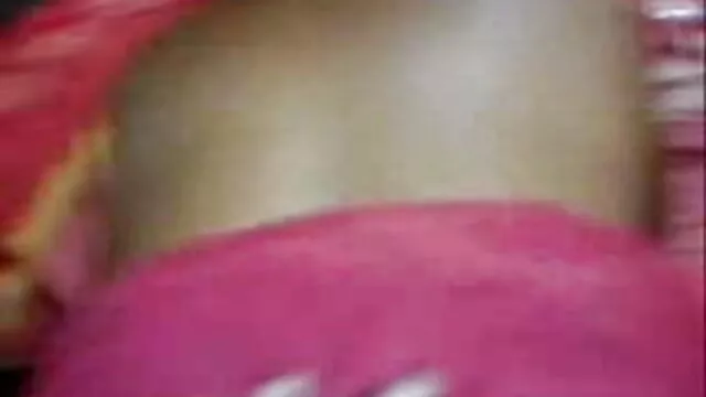 एक गोरा सेक्सी पिक्चर मूवी हद के साथ आउटडोर सेक्स दृश्य