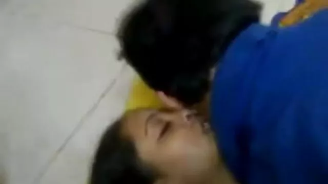दासी मुझ पर चल फुल सेक्सी मूवी पिक्चर पड़ी