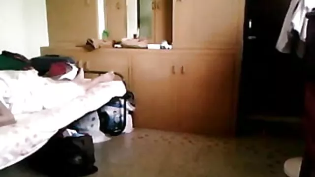 लड़कियों के बीच गर्म सेक्स बीपी पिक्चर सेक्सी मूवी