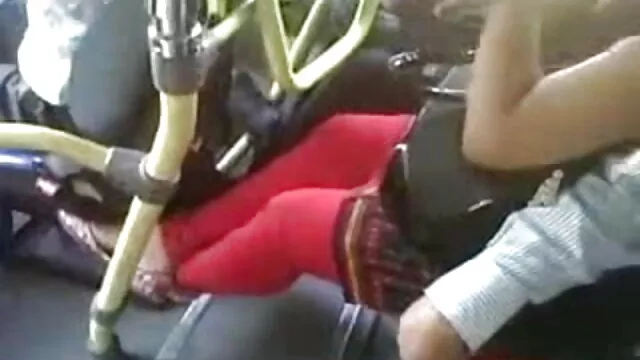 इंडोनेशिया-स्कैंडल मेसम ब्लू मूवी सेक्सी पिक्चर इंड्रामायु