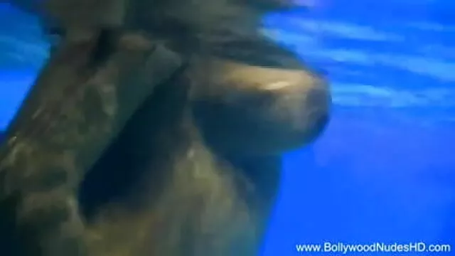 ग्राहक के रूप में प्राप्त की वीडियो में सेक्सी पिक्चर मूवी जाने वाली मोटी माँ !!!!!!