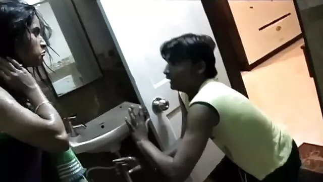 जापानी उप गड़बड़ हो हिंदी में सेक्सी पिक्चर मूवी जाता है