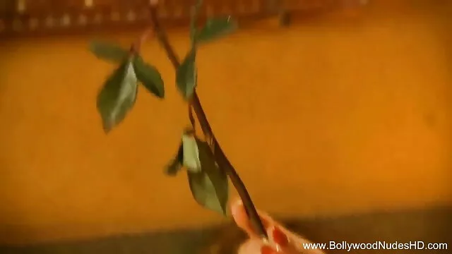 FOTB सेक्सी मूवी इंग्लिश पिक्चर 1 - नाओमी
