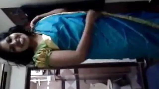 निकिता वॉन जेम्स और वैनेसा बेला अंग्रेजों की सेक्सी मूवी पिक्चर