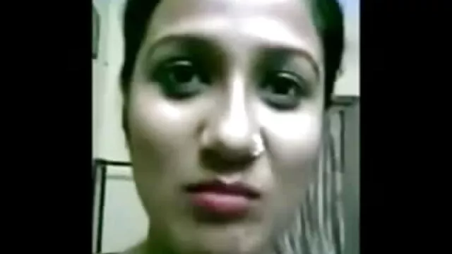 वैलेन्टिना नप्पी इटली से सेक्सी इंग्लिश मूवी पिक्चर
