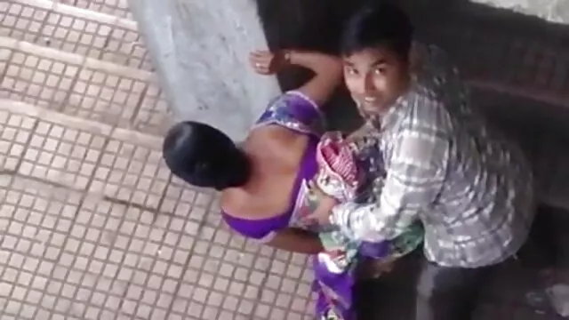 इस अंग्रेजों की सेक्सी मूवी पिक्चर परिपक्व गोरा पर महान saggy स्तन