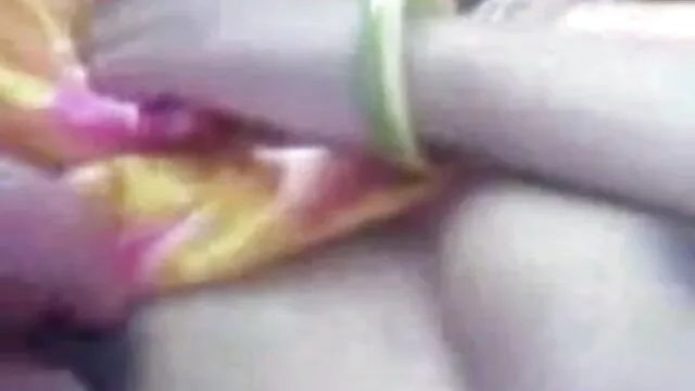 गैराज में विंटेज त्रिगुट सेक्सी मूवी हिंदी पिक्चर