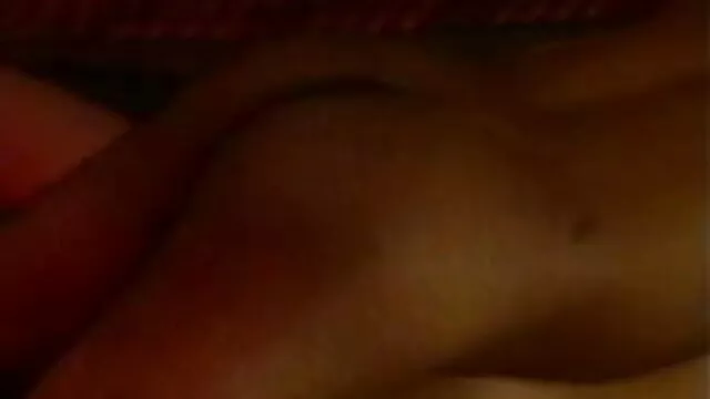 सुंदर आंखें बेब अद्भुत Handjob देता फुल सेक्सी मूवी वीडियो में है